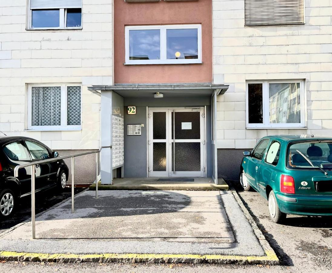 Modern Havanna Appartment Graz Luaran gambar